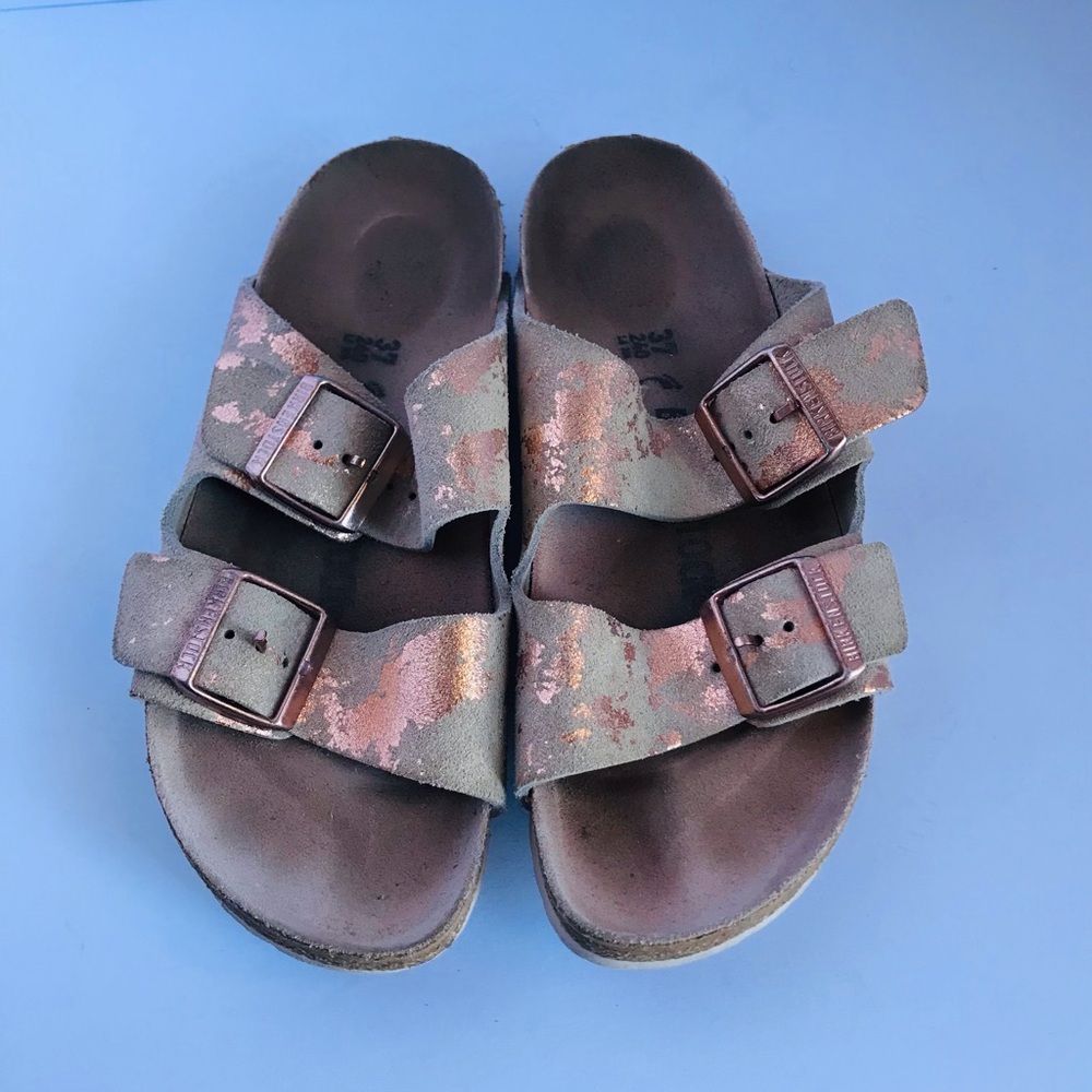 Birkenstock Women's Sandals in Pink and Gray